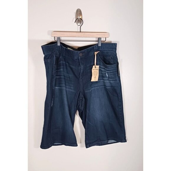 Democracy Ab Technology Distressed Summer Bermuda Shorts Size 24W NWT - Picture 1 of 6